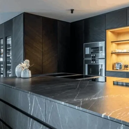 Apartment Beautiful 3br In The Heart Of